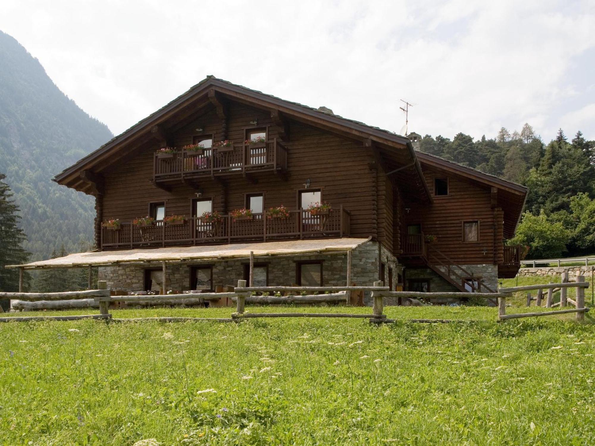 Agriturismo Les Hiboux Brusson Extérieur photo